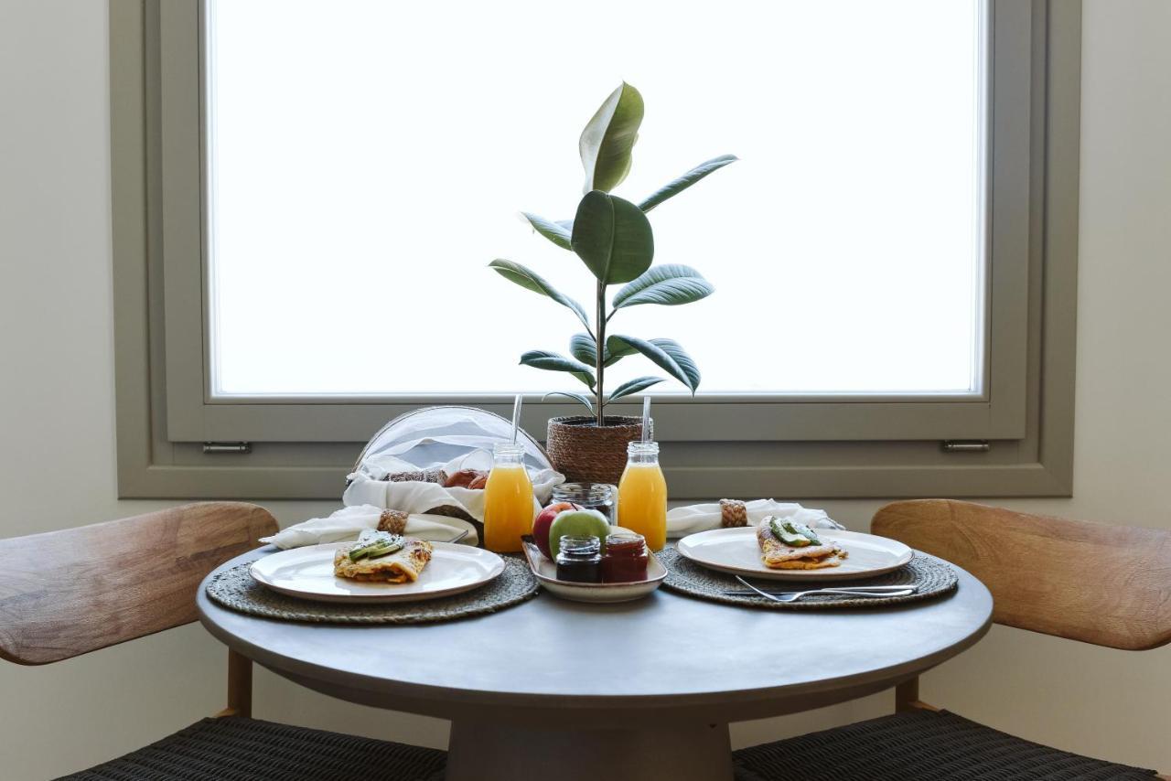 Mod Santorini Vegan Boutique Hotel Fira  Ngoại thất bức ảnh
