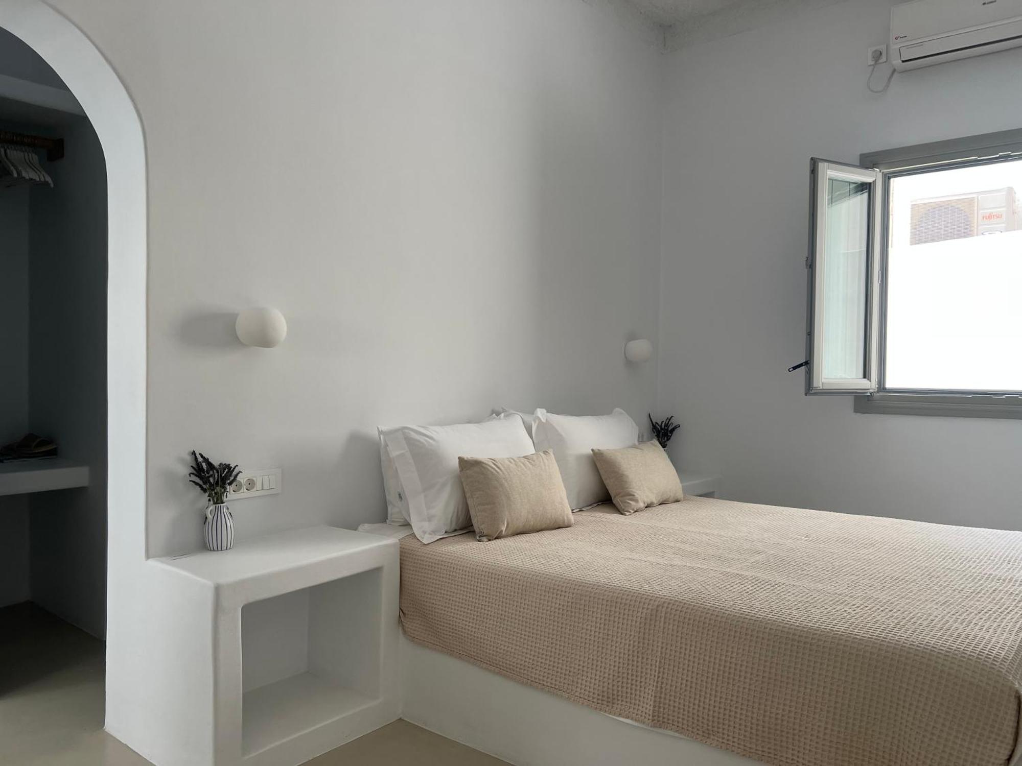 Mod Santorini Vegan Boutique Hotel Fira  Ngoại thất bức ảnh