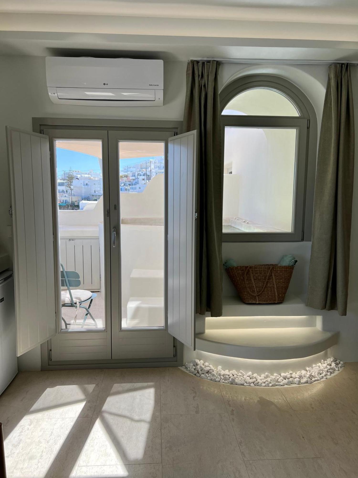 Mod Santorini Vegan Boutique Hotel Fira  Ngoại thất bức ảnh